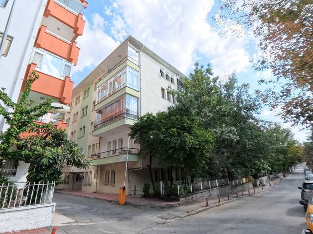 AYRANCI TIREBOLU SK, MECLİS’E YAKIN, 2+1, BALKONLU, ÜST KAT KİRALIK YAPILI DAİRE
