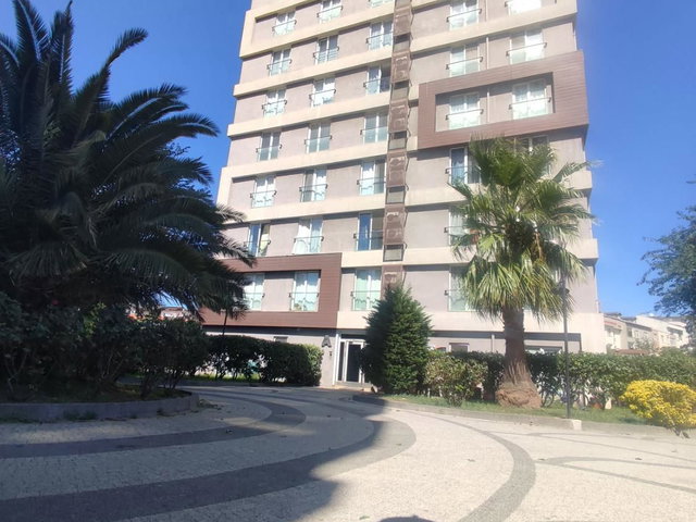 GÜNEŞLİ HOME AVES METROYA YÜRÜME MESAFESİ HAVUZLU KİRALIK 1+0
