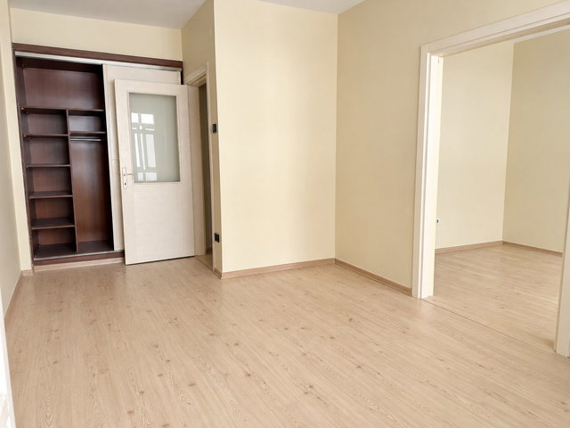 FENERYOLUNDA GENİŞ VE KULLANIŞLI 3+1 KİRALIK DAİRE
