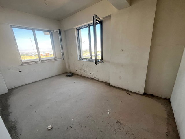 REMAX İLKE'DEN YILDIZKENT'TE 2+1 SATILIK DAİRE