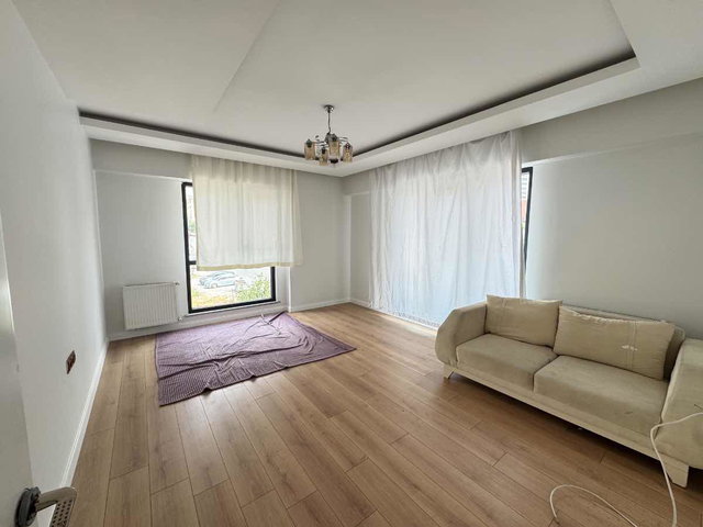 KAT MÜLKİYETLİ AİLE SİTESİNDE İÇİ TAMAMEN YAPILI KİRALIK DAİRE