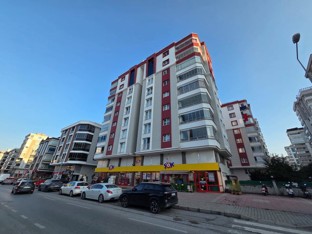 ÇOBANLI TRANVAY DURAĞI ÇEVİKLER SİTESİNDE KİRALIK 3+1 DAİRE