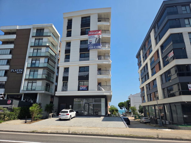ATATÜRK BULVARINA CEPHE KİRALIK 2+1 LÜKS DAİRE