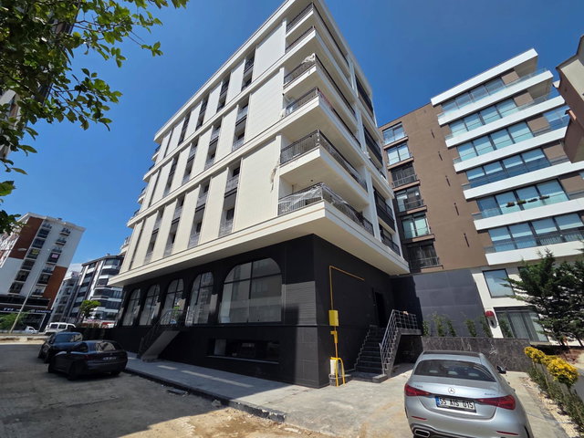 ATATÜRK BULVARINA CEPHE KİRALIK 2+1 LÜKS DAİRE