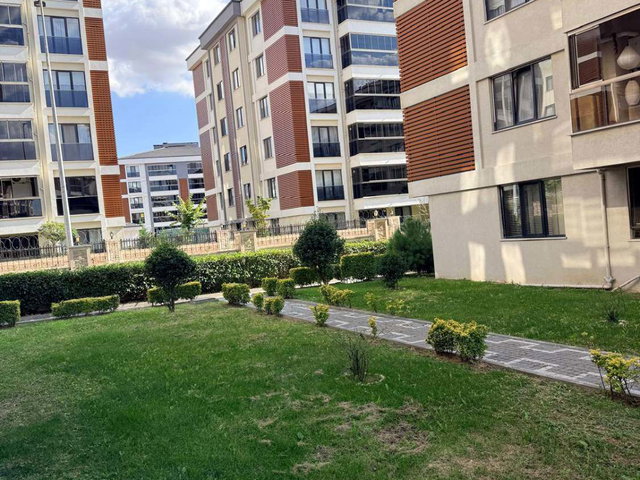 REMAX LAVANDA KERVANCI PARK ORMAN 1 BAHÇE KATI SATILIK 3+1 DAİRE