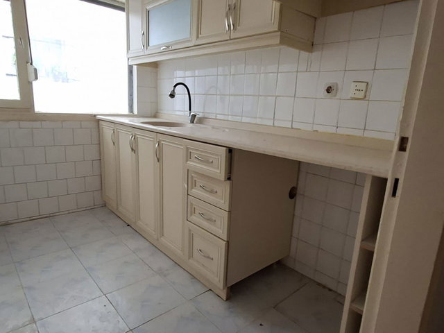 BOSTANLIDA GIRIŞ KAT 2+1 KIRALIK DAIRE