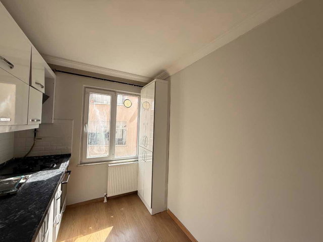 PENDİK MODERN LİFE SİTESİNDE FIRSAT 2+1 OTOPARKLI