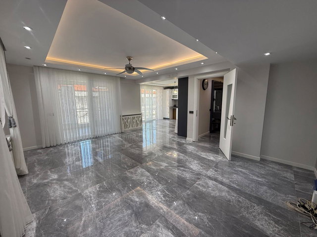 REMAX MODEL DEN YENIŞAFAK KARDELEN SITESINDE 3+1 SATILIK DAIRE