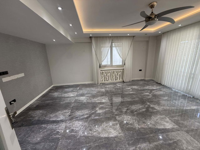 REMAX MODEL DEN YENIŞAFAK KARDELEN SITESINDE 3+1 SATILIK DAIRE