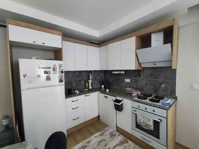 MENEMEN ULUKENT MERKEZİ KONUMDA SATILIK 2+1 DAİRE
