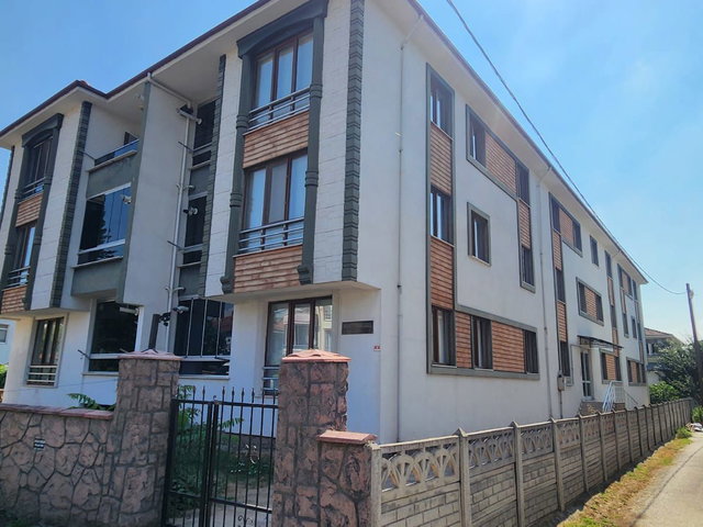 DÜZCE MERKEZ HAMİDİYE’DE 3+1 | EN ÜST KAT | 3 CEPHELİ | BALKONLU SATILIK DAİRE