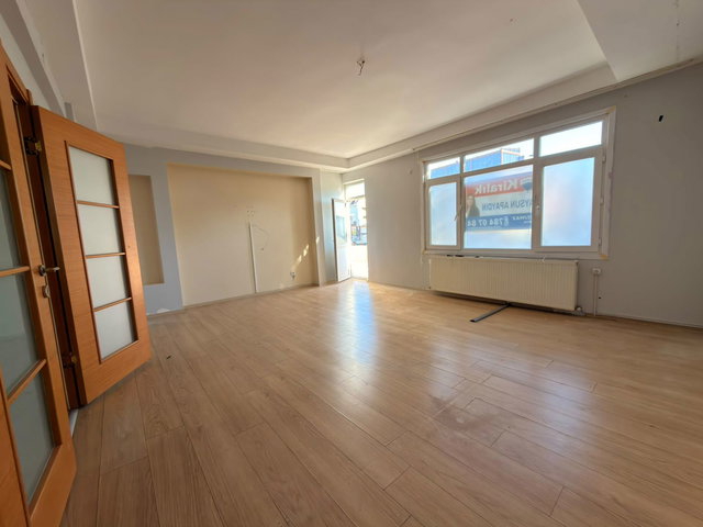 TUZLA POSTANE MH GENİŞ VE KULLANIŞLI 2+1 3 BALKON KAPALI MUTFAK