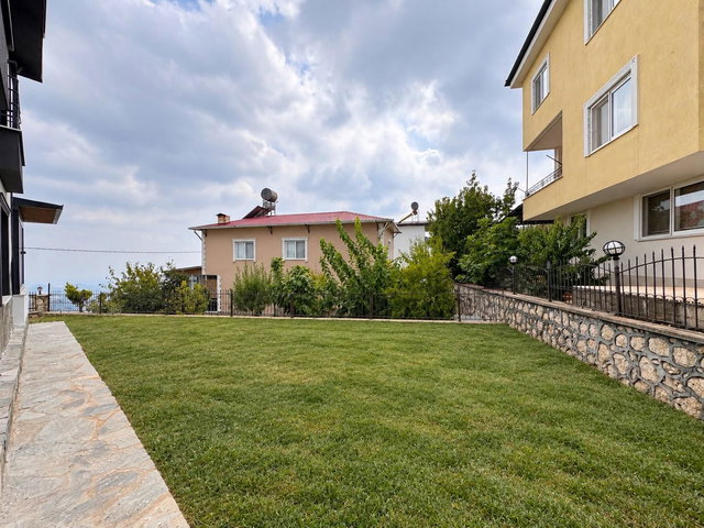 REMAX RİNA'DAN SARNIÇTA KIŞ BAHÇELİ 5+2 TRİPLEKS VİLLA