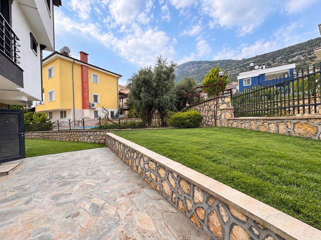 REMAX RİNA'DAN SARNIÇTA KIŞ BAHÇELİ 5+2 TRİPLEKS VİLLA