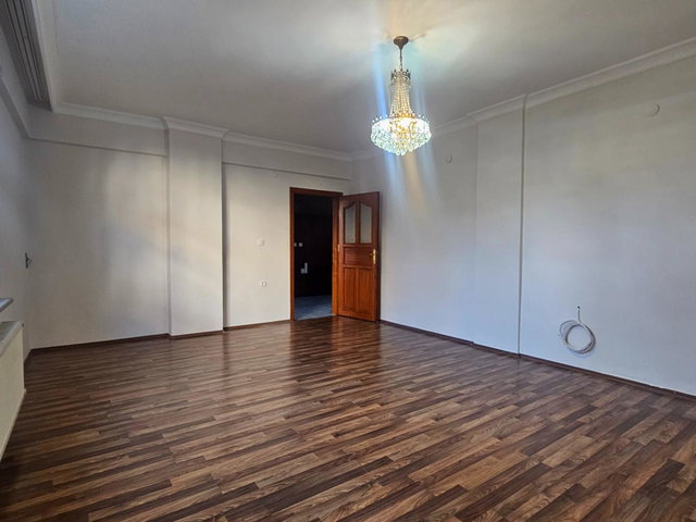 ÜMRANIYE NECIP FAZIL'DA KIRALIK 3.5+1 DAIRE