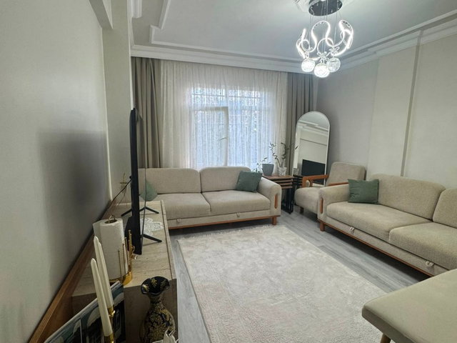 EYÜPSULTAN DÜĞMECİLER’DE 2+1, ÇİFT CEPHELİ, BALKONLU, DOĞALGAZ KOMBİLİ SATILIK DAİRE