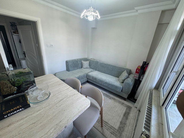 EYÜPSULTAN DÜĞMECİLER’DE 2+1, ÇİFT CEPHELİ, BALKONLU, DOĞALGAZ KOMBİLİ SATILIK DAİRE