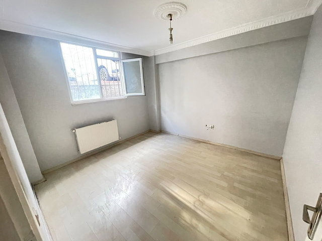 ESENYURT PINAR MAH’DE GÜNEY CEPHE 2+1 BAHÇE KATI | KREDİYE UYGUN