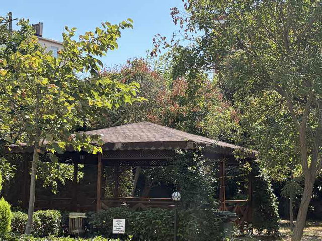 SOĞANLIKTA İÇİ YENİLENMİŞ SİTE İÇİ KİRALIK DAİRE