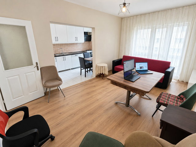YAKUPLU KİPTAŞ EVLERİ'NDE 2+1 ARAKAT DAİRE