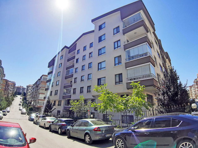 ÖVEÇLER 1293.SOKAKTA 3+1 BAKIMLI DAİRE