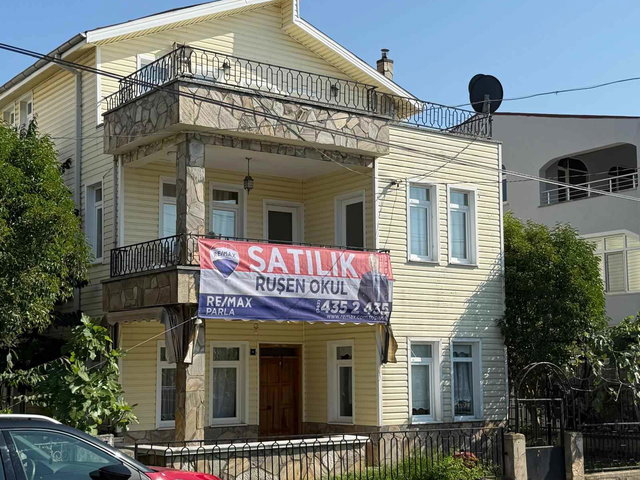 ATAKUM ÇAKIRLAR YALIKENT SİT.DE ( DENİZE 100 M ) SATILIK VİLLA