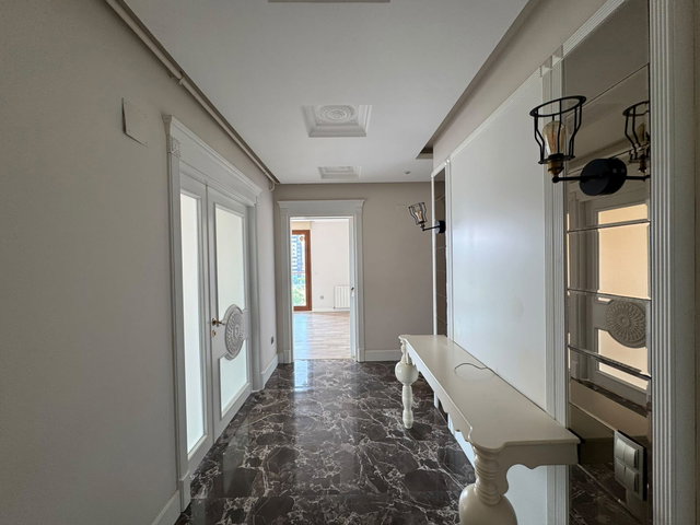REMAX PALM'DEN AYRON ROLEX TOWER'DA 4+1 GENİŞ VE KONFORLU YAŞAM