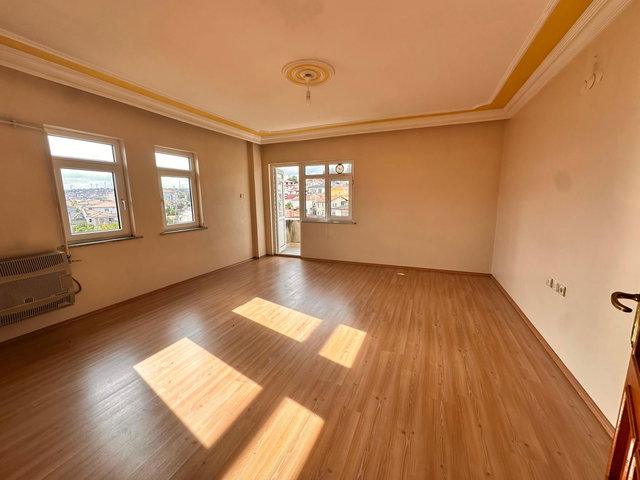 ERENLER BAĞLAR MAHALLESİ 3+1 145 M² KİRALIK GENİŞ DAİRE