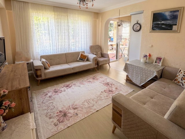 RE/MAX İNCİ'DEN EDREMİT ALTINOLUK'TA SATILIK 2+1 DAİRE