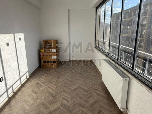 RE/MAX LACİVERT'TEN OSMANBEY KONUTLARI'NDA SATILIK 2+1 LÜKS DAİRE