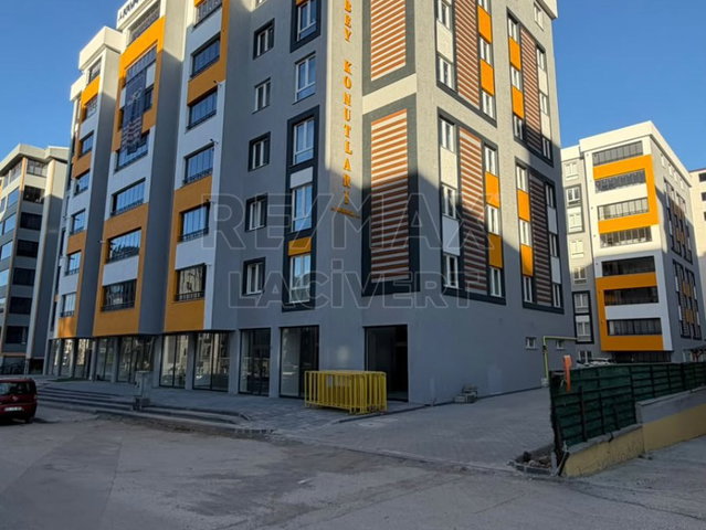 RE/MAX LACİVERT'TEN OSMANBEY KONUTLARI'NDA SATILIK 3+1 LÜKS DAİRE