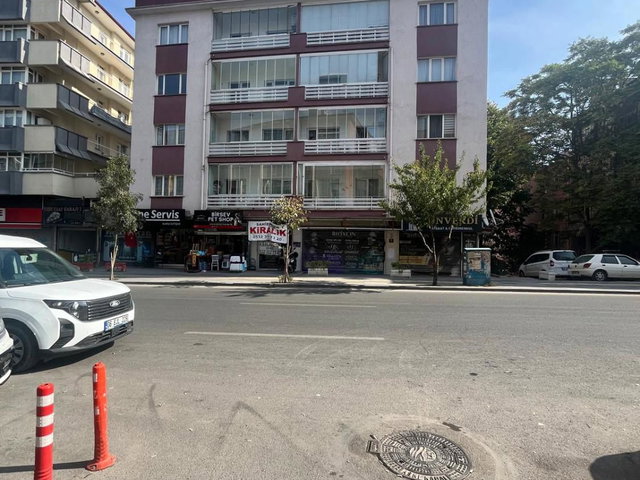 ÇANKAYA ESATOĞLU MAH CADDE ÜZERİ BAKIMLI 3+1 KİRALIK DAİRE