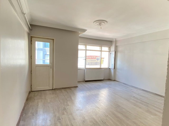 YELDEĞİRMENİ MAHALLESİNDE 70 M2 NET KİRALIK 2+1 DAİRE...
