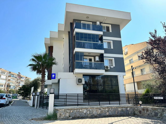 MARİNA MEVKİİ ADANIR APARTMANI 1+1 EŞYALI DAİRE.