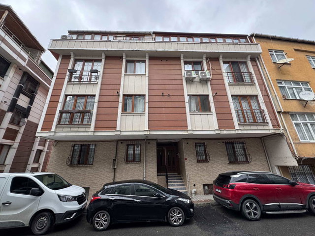 ALİBEYKÖY ÇIRÇIR 90M² 1+1 KAPALI AYRI ANKASTRE MUTFAK MÜSTAKİL BAHÇELİ BAHÇE KATI DAİRE