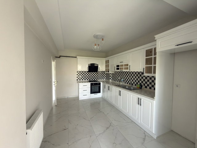 REMAX DOĞU ATAŞEHİR MAH. KİRALIK LÜX 2+1 GENİŞ DAİRE