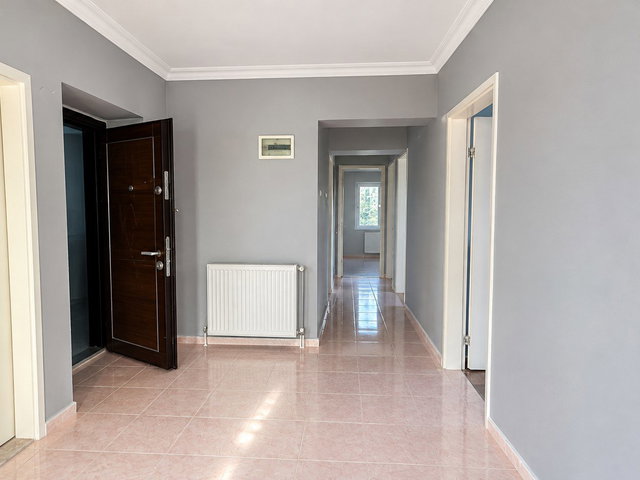 ÇİĞLİ EVKA 5 MAHALLESİNDE MANZARALI VE FERAH SATILIK 3+1 DAİRE