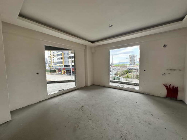 SADETTİN ENGİN/YENİKENT MH. 15 METRELİK YOL ÜZERİ 3+1 LÜKS DAİRE