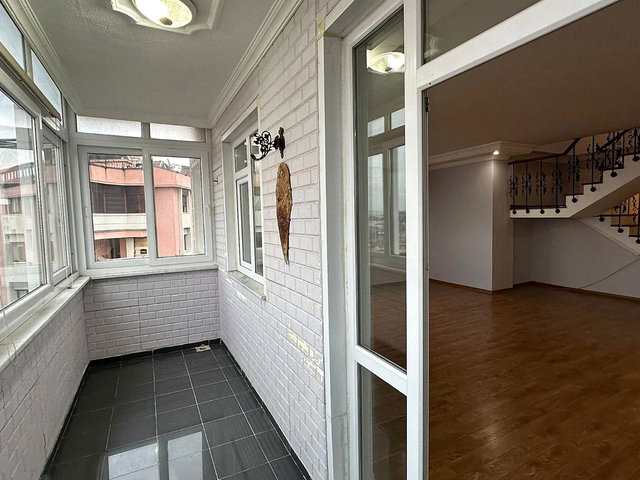 ÇENGELKÖY AYDINLIK EVLER SİTESİ 4+1 FIRSAT KİRALIK DUBLEKS DAİRE