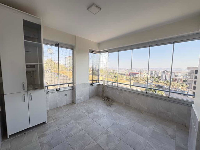 ONİKİŞUBAT’TA 2023 YAPIMI 3+1 | 115 M² NET | 2 BANYO | BALKONLU | BOŞ