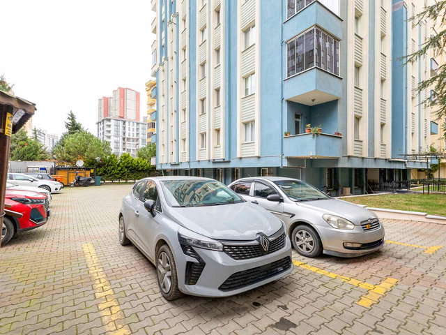 ESENYURT B.HAYRETTİN PAŞA MH-OZANLAR SİTESİNDE 3+1 KİRALIK DAİRE