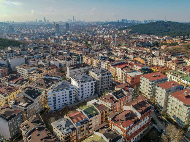 ÇEKMEKÖY MERKEZ MAHALLESİ EŞYALI 1+1 KİRALIK DAİRE
