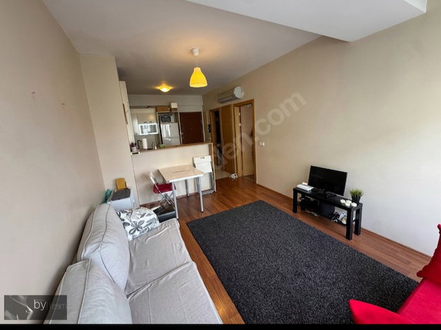 SURYAPI MAHALLE İSTANBUL DA 1+1 ARAKAT DAİRE