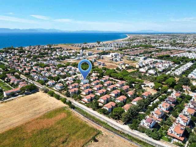 DİKİLİ SALİHLER MAHALLESİ ORMANCLLAR SİTESİ’NDE FULL EŞYALI İKİZ VİLLA