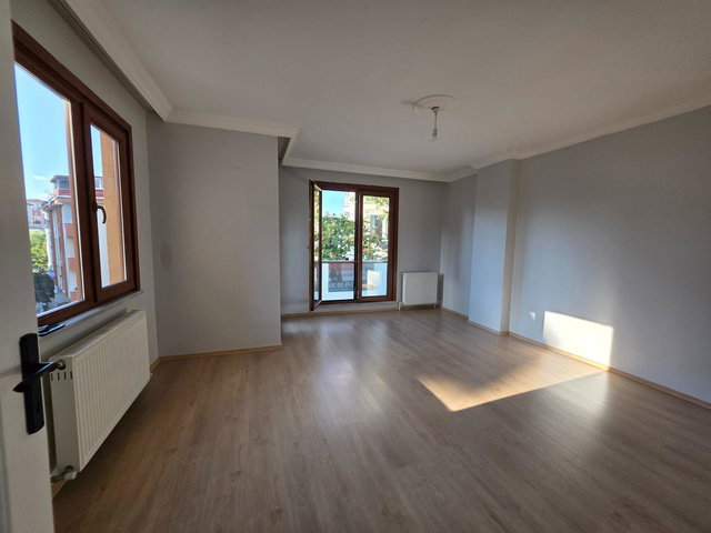 MARMARA HASTANESİ VE MERKEZİ KONUM BALKONLU 90 M2 2+1 KİRALIK