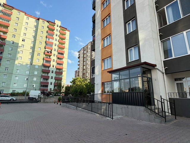 YUNUSEMRE MAHALLESINDE SATILIK 3+1 DAIRE KOOPERATIF HISSELI TAPU
