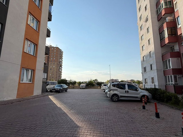 YUNUSEMRE MAHALLESINDE SATILIK 3+1 DAIRE KOOPERATIF HISSELI TAPU