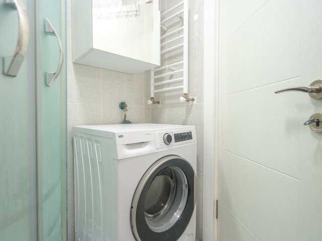 REMAX GELİŞİMDEN S TOWERS'TA EŞYALI 1+1 SATILIK DAİRE