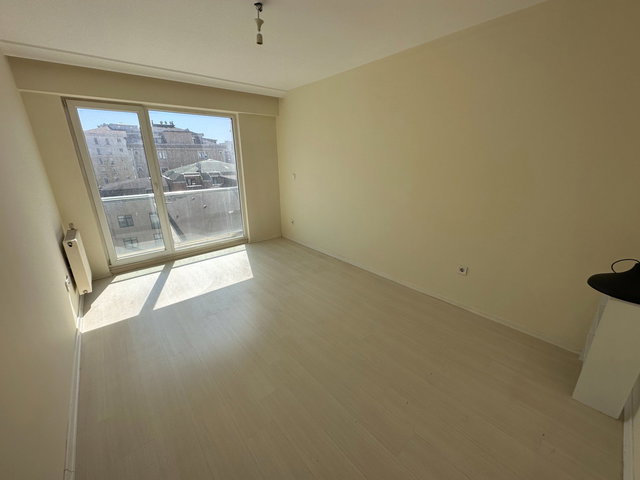 ÇEKMEKÖY İVORY TAŞDELEN SITESI'NDE 1+1 BOŞ KIRALIK DAIRE