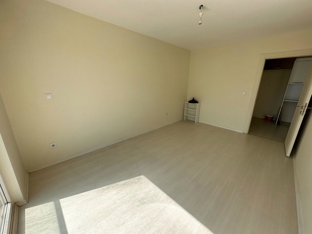 ÇEKMEKÖY İVORY TAŞDELEN SITESI'NDE 1+1 BOŞ KIRALIK DAIRE
